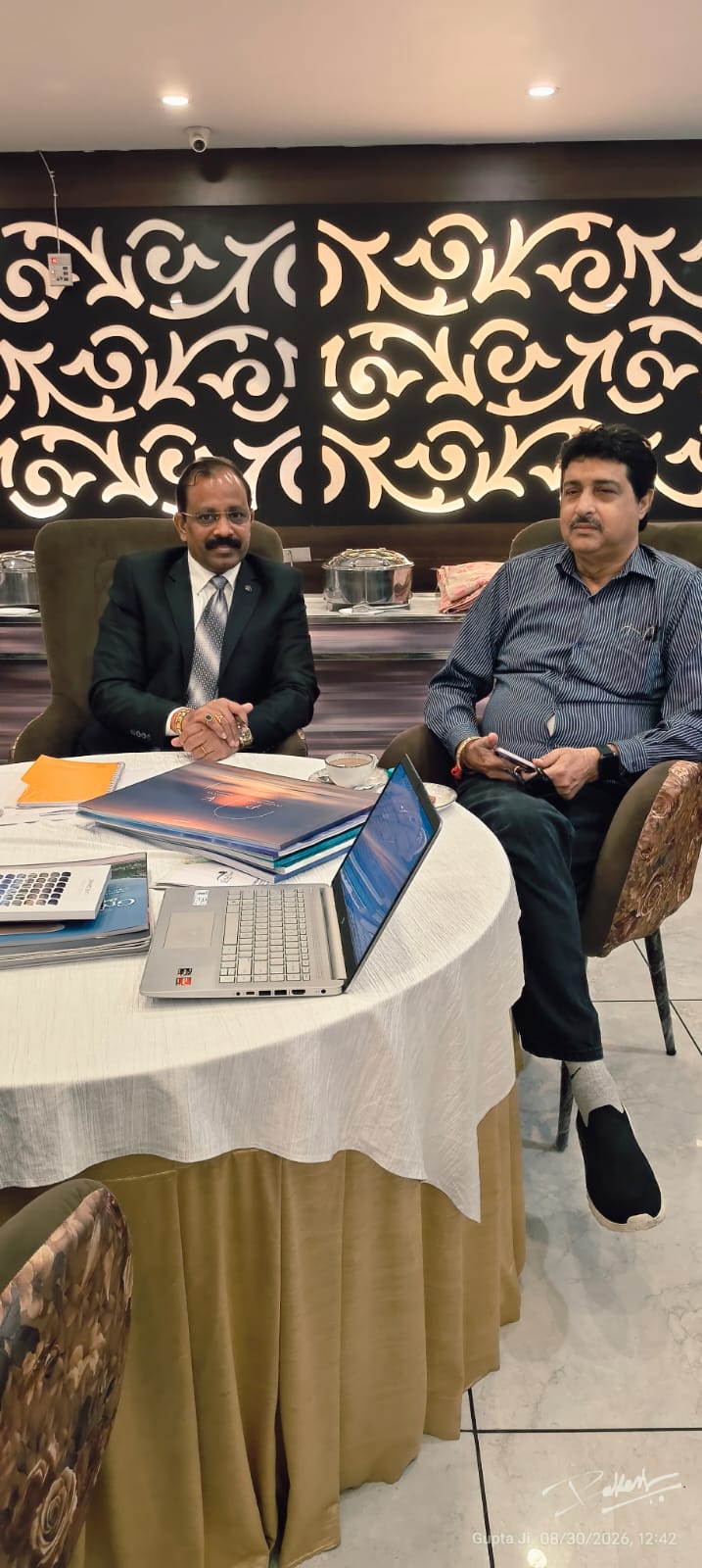 Dubai real estate discussion with clients